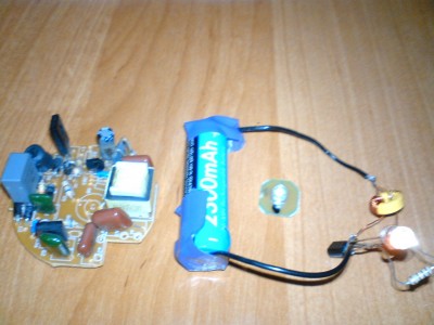 LED latarka.JPG