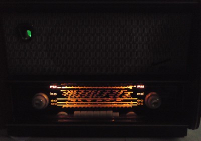 Radio3.JPG