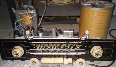 Radio1.JPG